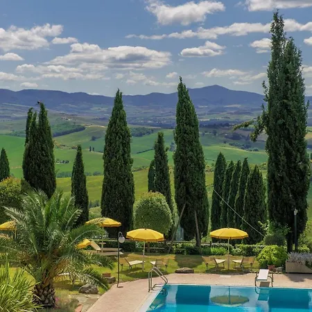 Casanova - Panoramic And San Quirico dʼOrcia